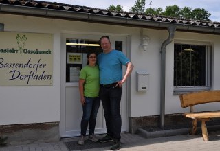"Vorsicht Geschmack" - Dorfladen der Familie Becker // &copy; Landurlaub M-V