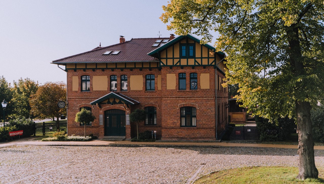 Bahnhof Dargun Außenansicht, © BAHNHOF Dargun Bahnhof Dargun Außenansicht, © BAHNHOF Dargun