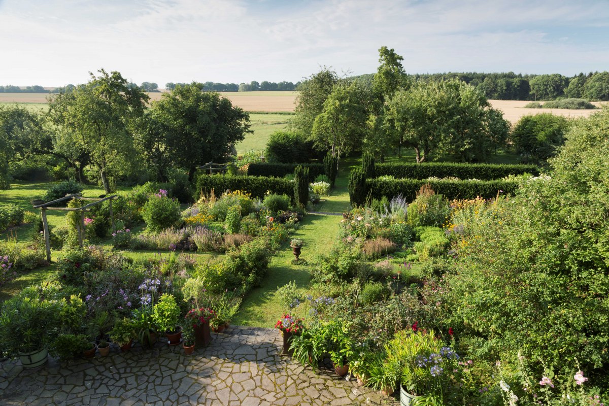 Stauden- und Blumengarten im "Historischen Bauerngarten Kastanienhof" // © Dirk Endrulat Stauden- und Blumengarten im "Historischen Bauerngarten Kastanienhof" // © Dirk Endrulat