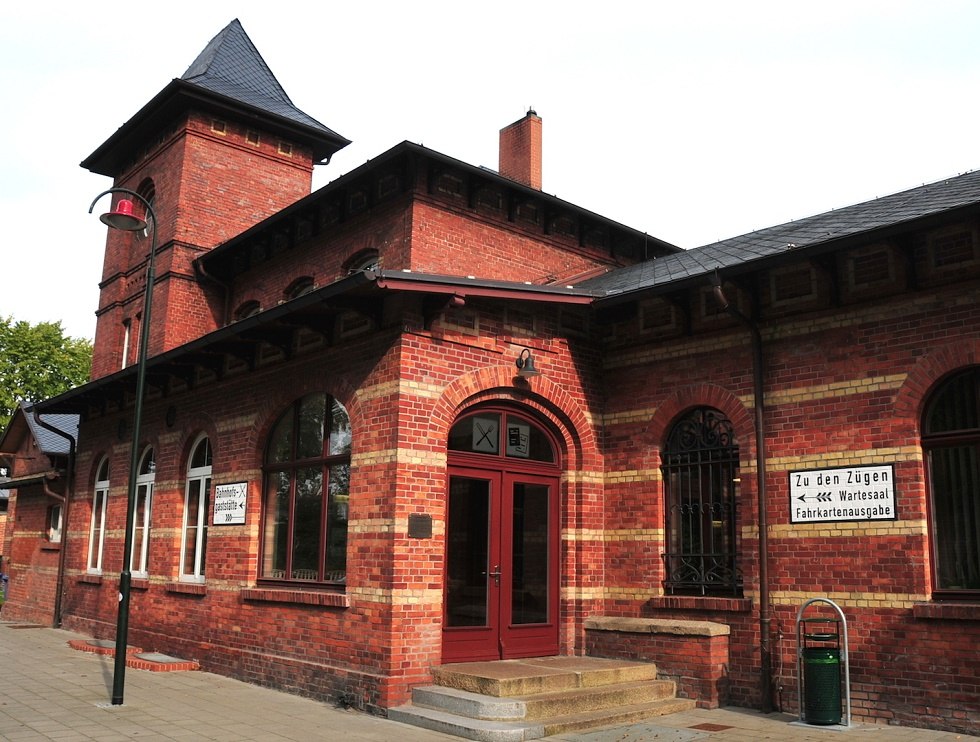 Historisches Bahnhofsgebäude Putbus // © Tourismuszentrale Rügen Historisches Bahnhofsgebäude Putbus // © Tourismuszentrale Rügen