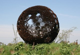 Skulptur im Park // © Sabrina Wittkopf-Schade Skulptur im Park // © Sabrina Wittkopf-Schade