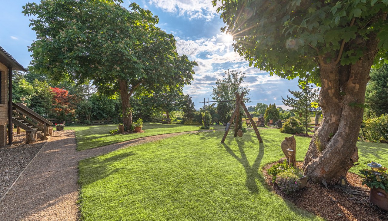 Hofansicht - Landhaus Rügeband, © Landhaus Rügeband Hofansicht - Landhaus Rügeband, © Landhaus Rügeband