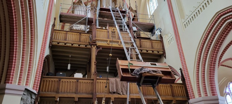 Die L&uuml;tkem&uuml;ller-Orgel in Waren w&auml;hrend der Sanierung 2025 // &copy; Stephan Fischer