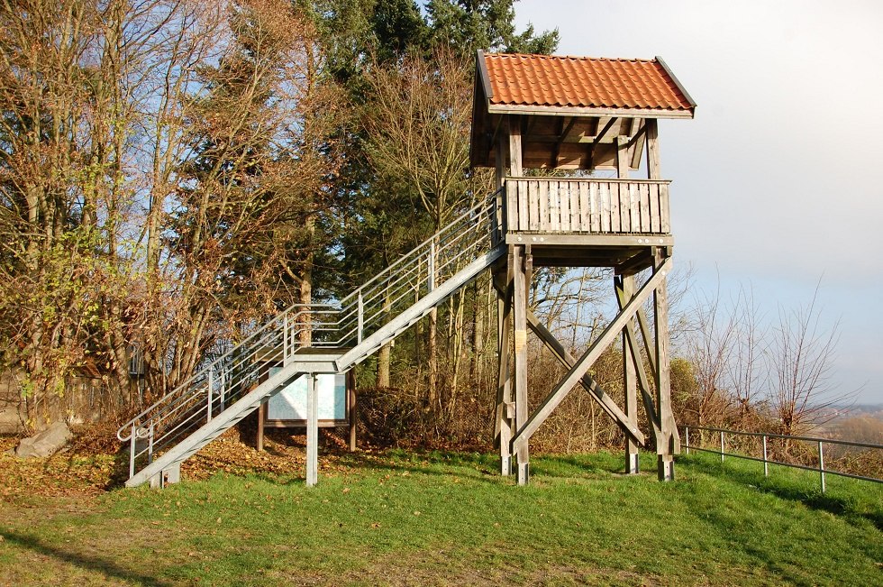 Der Aussichtsturm Elwkieker liegt auf dem Elbberg. // © Gabriele Skorupski Der Aussichtsturm Elwkieker liegt auf dem Elbberg. // © Gabriele Skorupski