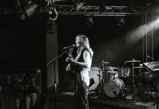 &copy; Paulina Pupik