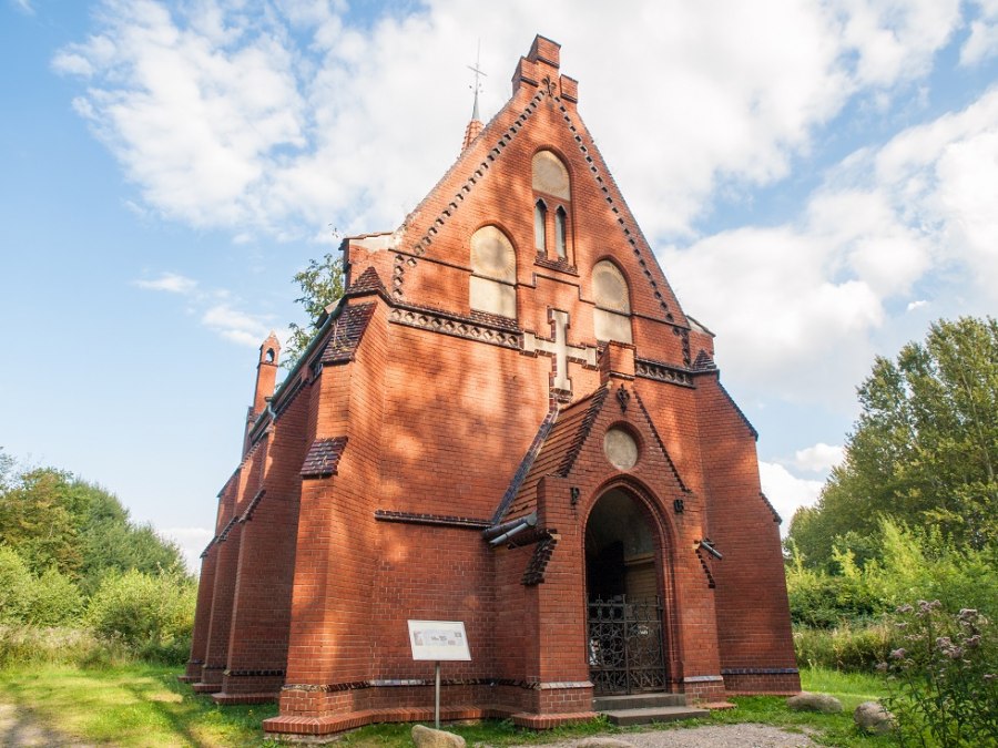 der Eingang zur Kirche, © Frank Burger