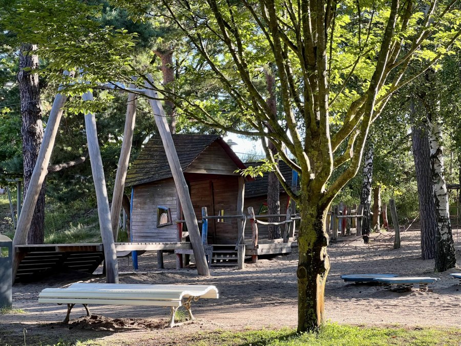 Baabe_Haus-des-Gastes_Spielplatz_c_Laura-Lienig, &copy; Laura Lienig