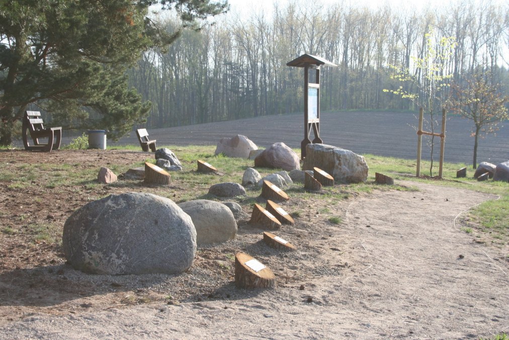 Findlingsgarten, &copy; TI Krakow am See