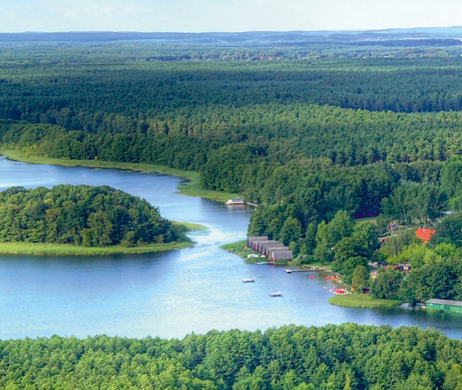 Der Ferienpark Mirow liegt am Granzower See &ndash; ein Urlaubsparadies f&uuml;r Familien. // &copy; Ferienpark Mirow GmbH