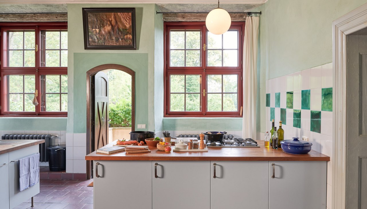 Ein Ort, an dem Gaumenfreuden gezaubert werden und Kochkurse stattfinden., © Pocha/Burwitz GbR Ein Ort, an dem Gaumenfreuden gezaubert werden und Kochkurse stattfinden., © Pocha/Burwitz GbR