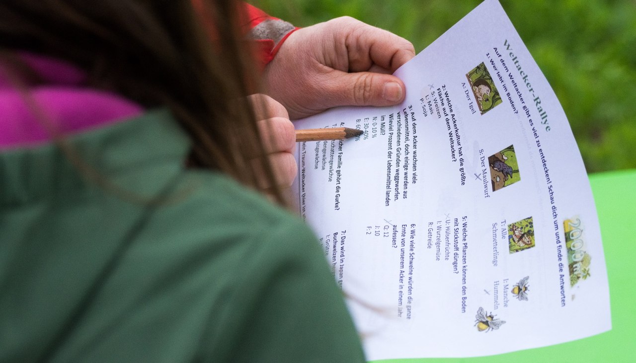 Saatgutstation am Weltacker, &copy; Lena Willisch