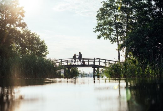 Wandern im Biosphärenreservat Schaalsee beim Sonnenaufgang // © MV-T/Gänsicke Wandern im Biosphärenreservat Schaalsee beim Sonnenaufgang // © MV-T/Gänsicke