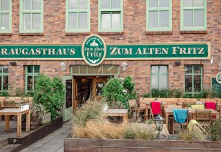 Au&szlig;enansicht vom Braugasthaus "Zum alten Fritz" Rostock // &copy; BgH Alter Fritz/M. Kr&uuml;ger