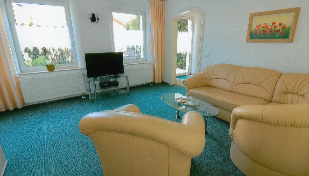 fr-knak4, &copy; Knak