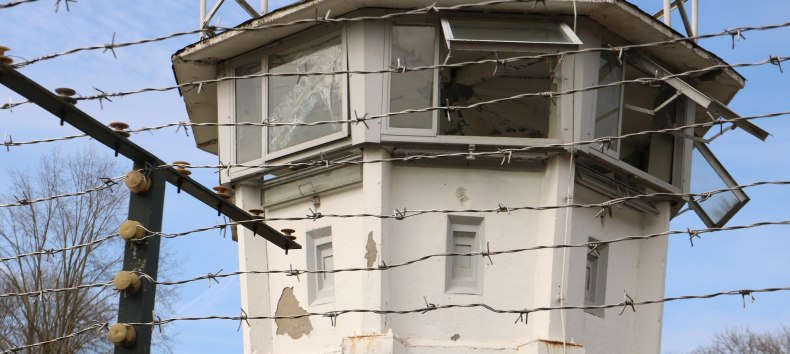 Innerdeutsche Grenze - Wachturm, &copy; Pixabay/Hans Harbig