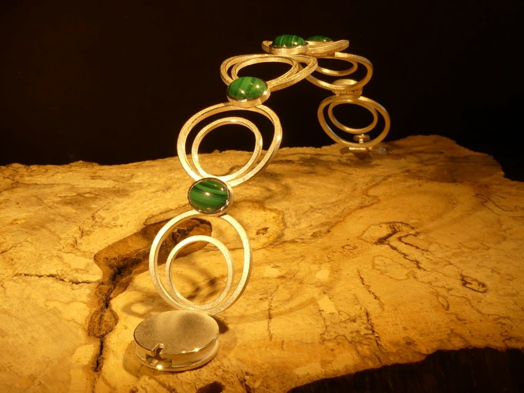 Armband // &copy; Vivien Hellweg