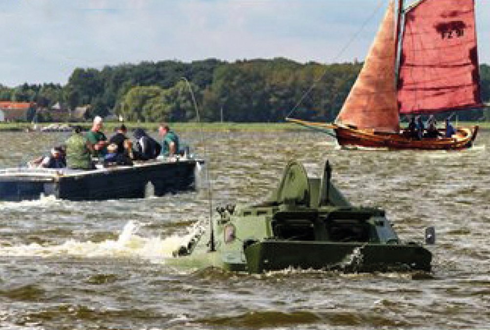 Maritimes Fahrzeugtreffen, &copy; Stadtmarketing Ribnitz-Damgarten