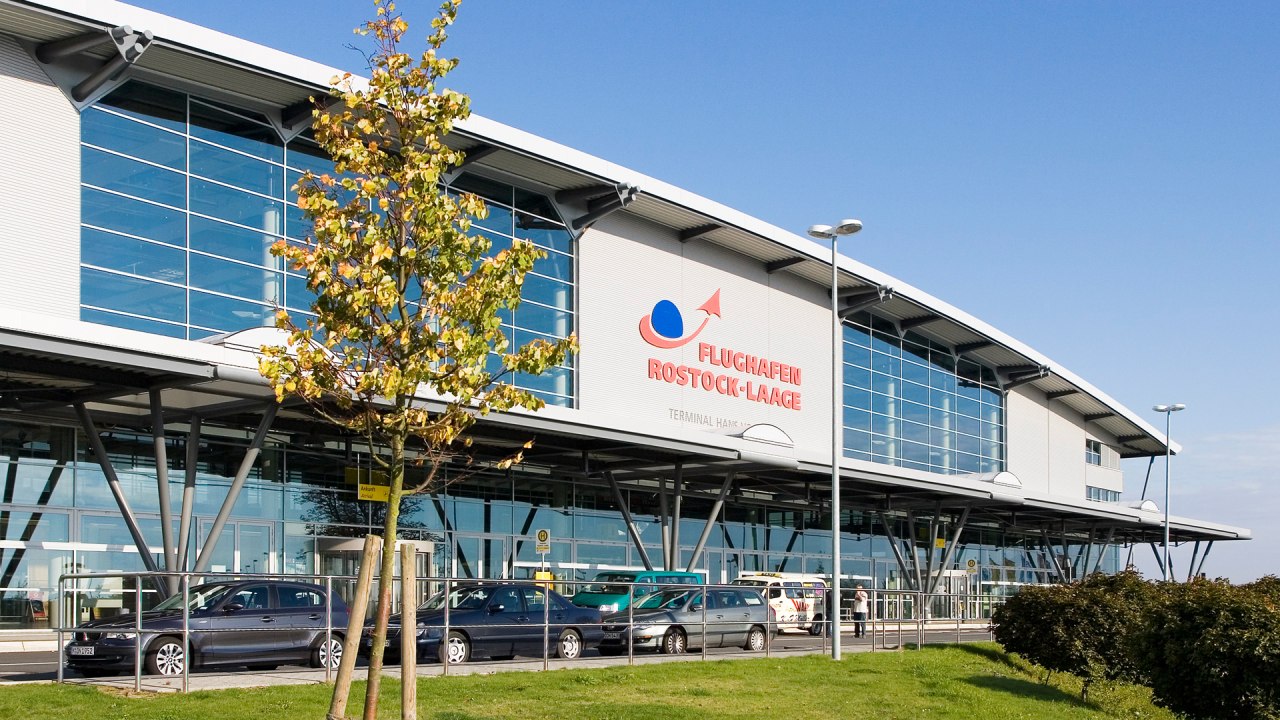 Terminal // &copy; Flughafen Rostock-Laage