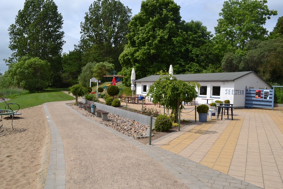 Strandbereich und Terrasse, © Lutz Werner