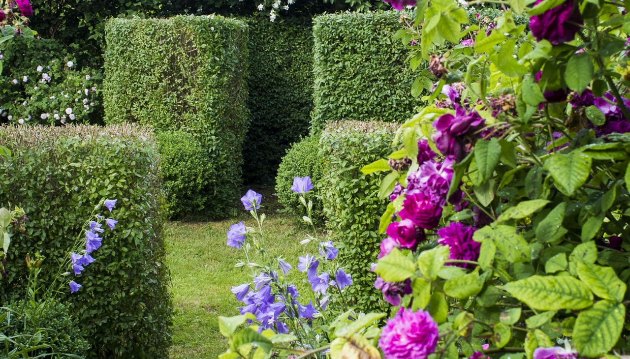 Kunst & Raum im Garten des Gutshauses Altbauhof, © Gutshaus Altbauhof / Tim Kellner Kunst & Raum im Garten des Gutshauses Altbauhof, © Gutshaus Altbauhof / Tim Kellner