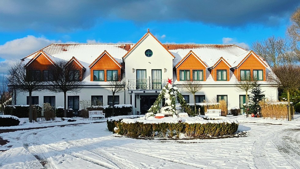 Hotelanlage Tarnewitzer Hof im Schnee // &copy; Hotelanlage Tarnewitzer Hof