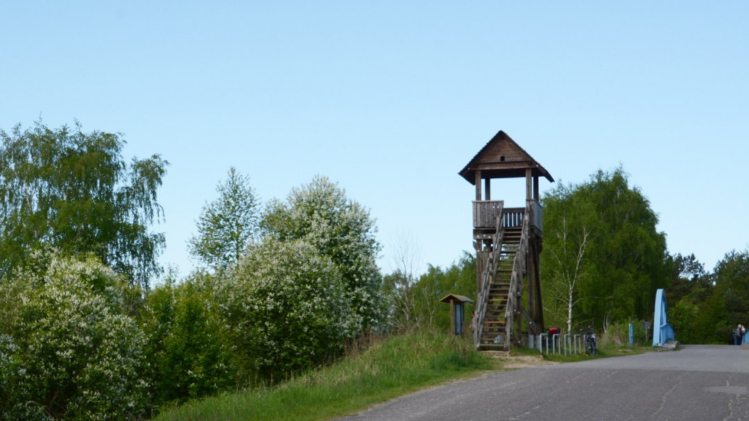 Aussichtsturm an der Dütschower Brücke, © Tourismusverband Mecklenburg-Schwerin e.V. Aussichtsturm an der Dütschower Brücke, © Tourismusverband Mecklenburg-Schwerin e.V.