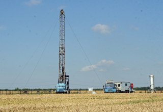Blick auf den Bohrturm, © Sabrina Wittkopf-Schade Blick auf den Bohrturm, © Sabrina Wittkopf-Schade