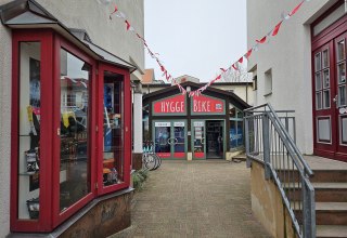 Unser Fahrradladen in der Mühlenstraße, ein bisschen versteckt im Hof // © K&K Service GmbH/Kim David Unser Fahrradladen in der Mühlenstraße, ein bisschen versteckt im Hof // © K&K Service GmbH/Kim David