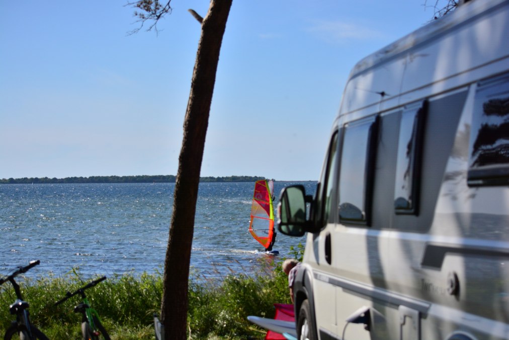 Campingplatz mit Kitedrachen, © Jennifer Neumann Campingplatz mit Kitedrachen, © Jennifer Neumann