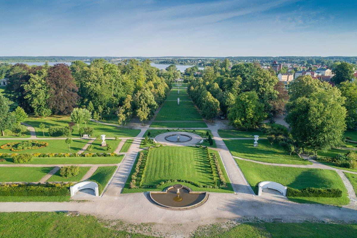 Schlossgarten Neustrelitz aus der Vogelperspektive // &copy; SSGK MV / Funkhaus Creative