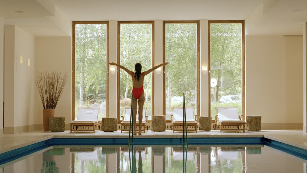 Pool Seehotel aan het Neuklostersee // &copy; Hauke Dressler