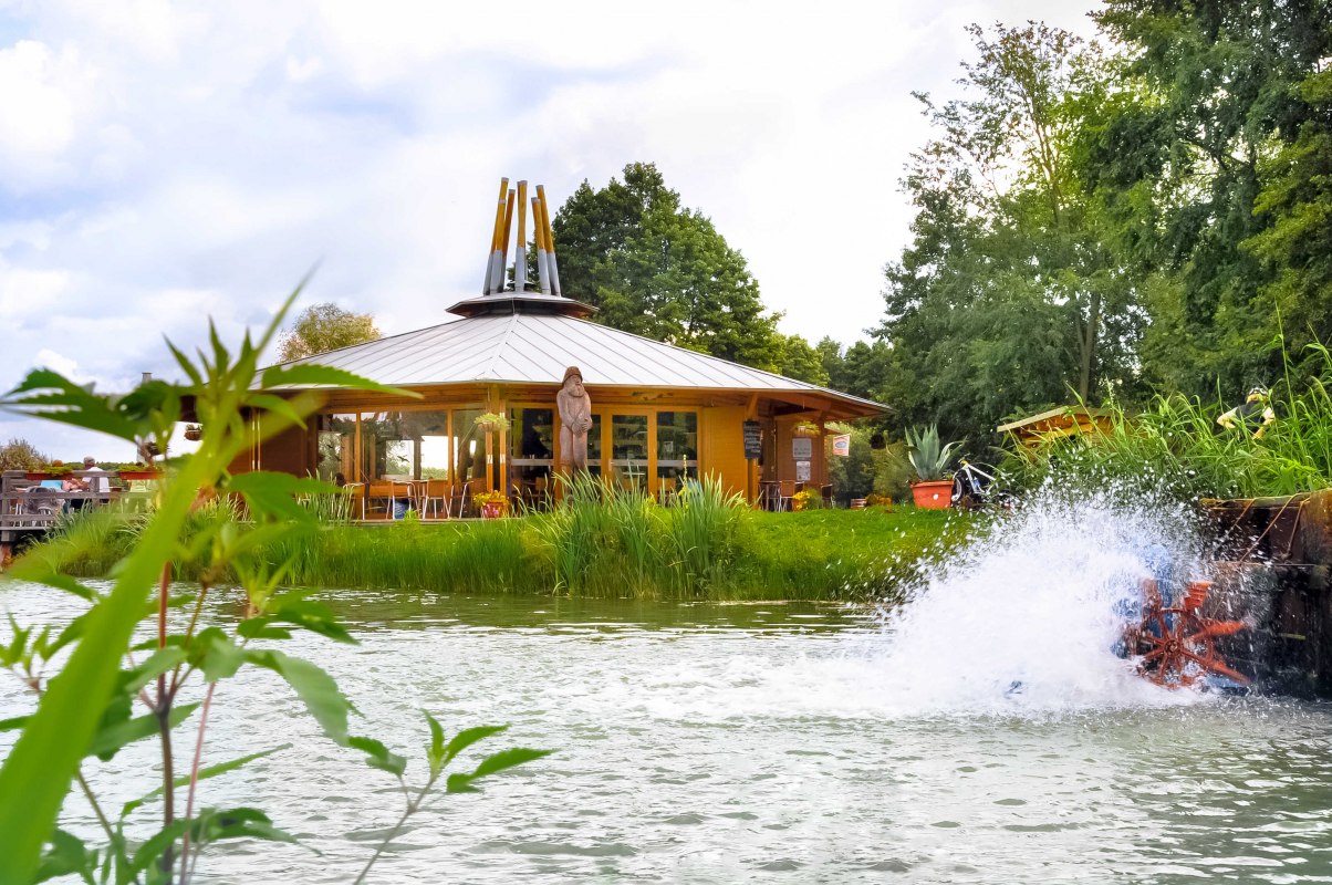 Fischers Land Boek - M&uuml;ritzfischer // &copy; Fischerei M&uuml;ritz-Plau GmbH