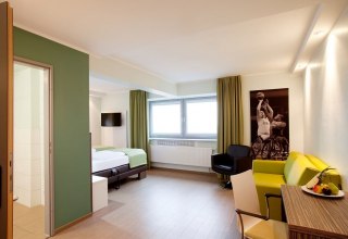 Barrierefreies Zimmer im Hotel Sportforum // © Hotel Sportforum Barrierefreies Zimmer im Hotel Sportforum // © Hotel Sportforum