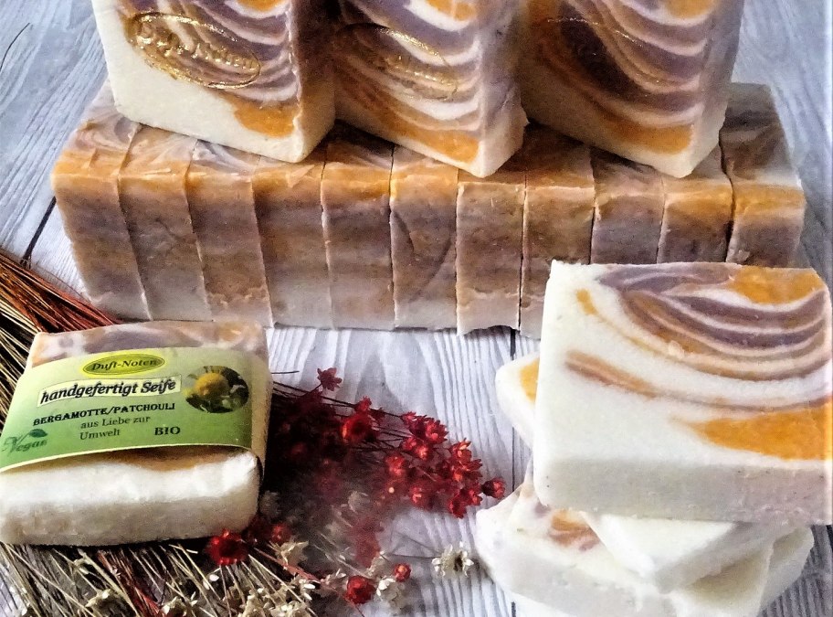 Handgefertigte Seifen, &copy; Duft-Noten Ziolkowski