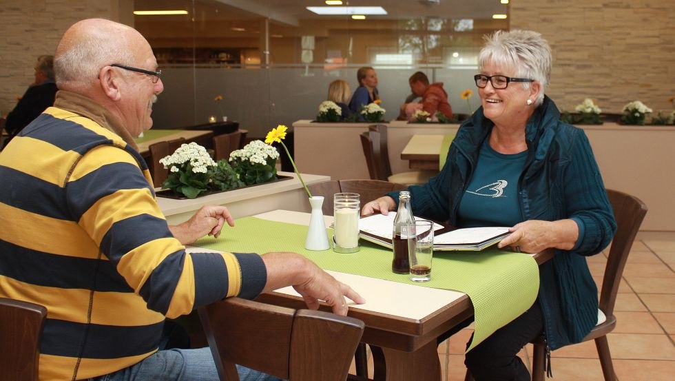 Im Restaurant "Oase", &copy; Ostseecamping Ferienpark Zierow KG