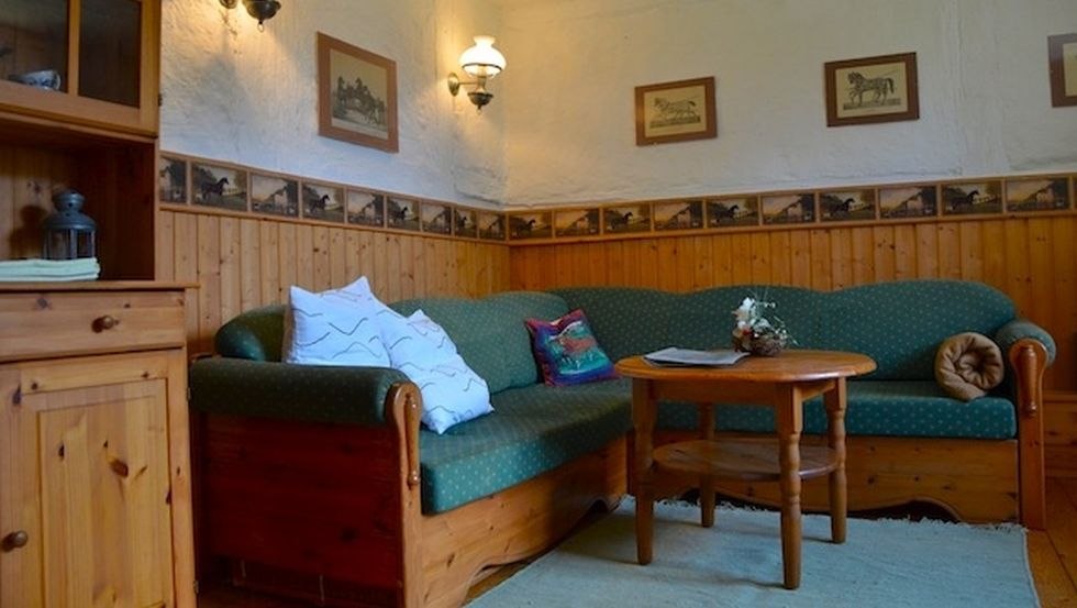 Paardenboerderij Schwalbennest: In onze drie vakantiewoningen voor maximaal 6 personen kun je het jezelf gemakkelijk maken op onze kleine, door een familie gerunde manege., &copy; Pferdehof Schwalbennest/ Kottke