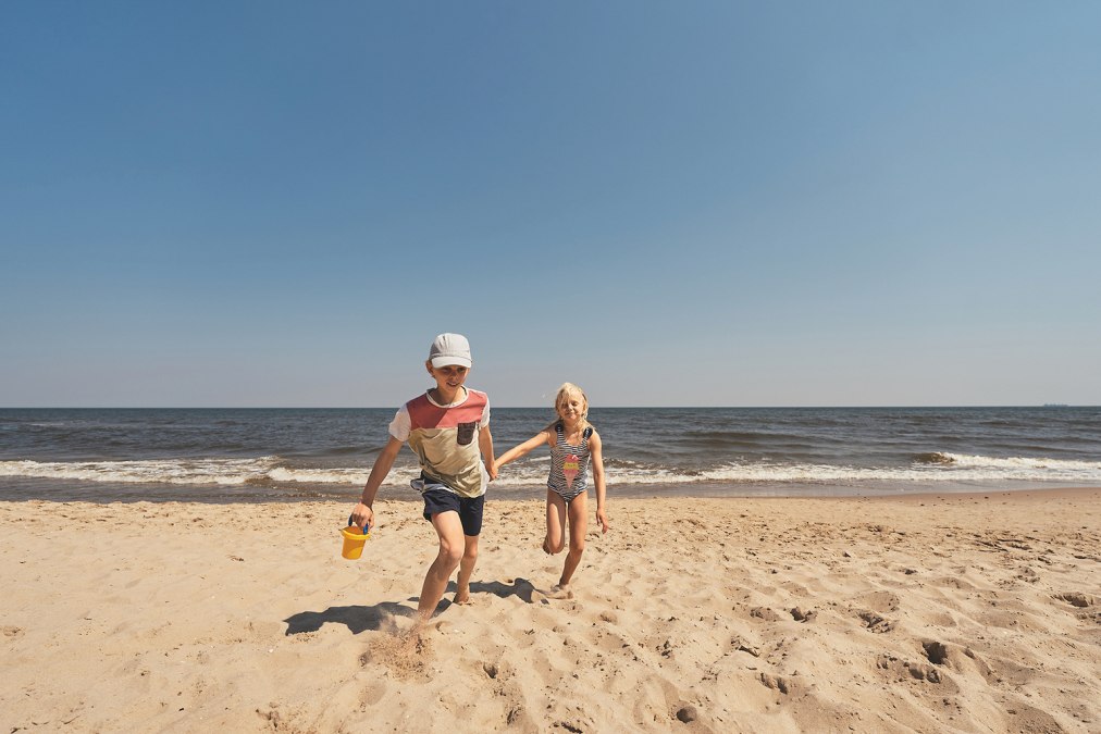 Am Strand die frische Ostseeluft genie&szlig;en, &copy; Arne Nagel