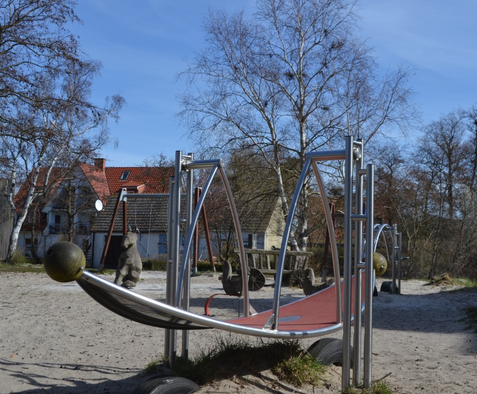 &copy; Hiddenseer Hafen- und Kurbetrieb