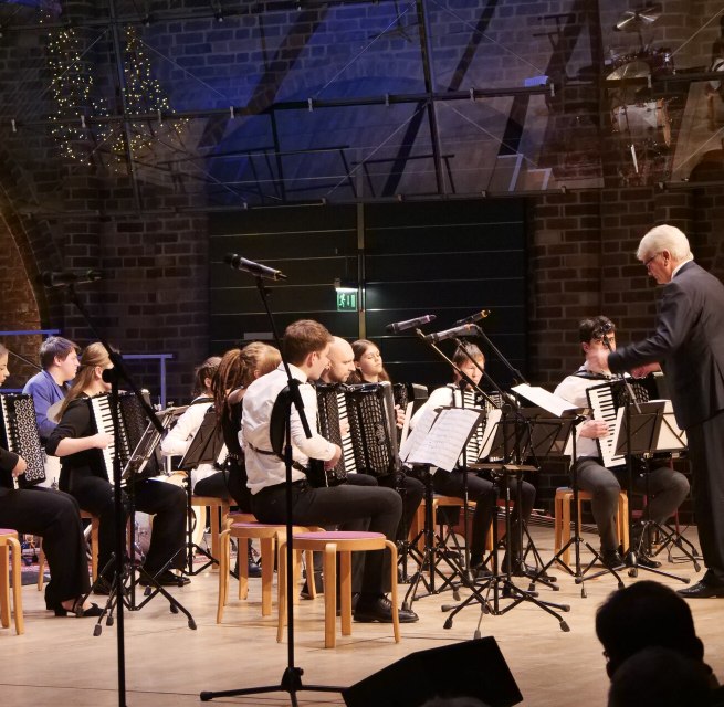 Auch das Akkordeonensemble freut sich wieder auf den Auftritt beim Traditionskonzert "Akkordeons live Nr.33" // © Kon.centus Auch das Akkordeonensemble freut sich wieder auf den Auftritt beim Traditionskonzert "Akkordeons live Nr.33" // © Kon.centus