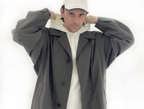 © (c) Belle Santos © (c) Belle Santos