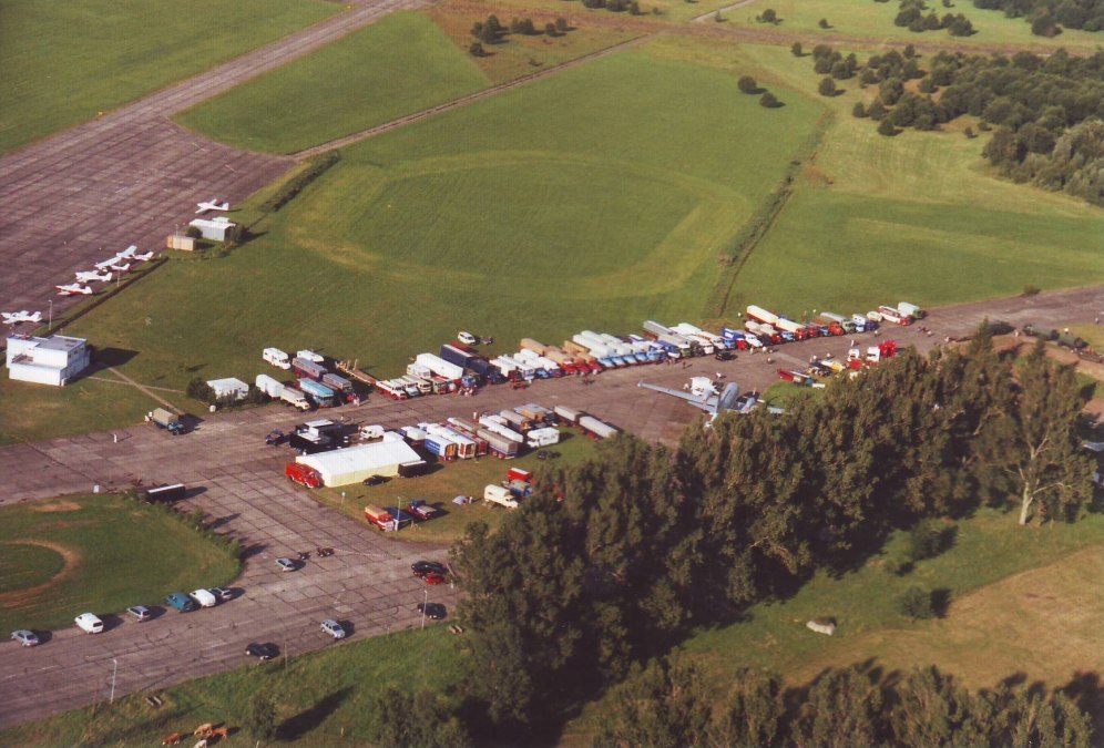 Flughafen L&auml;rz, &copy; Friedhelm Bub