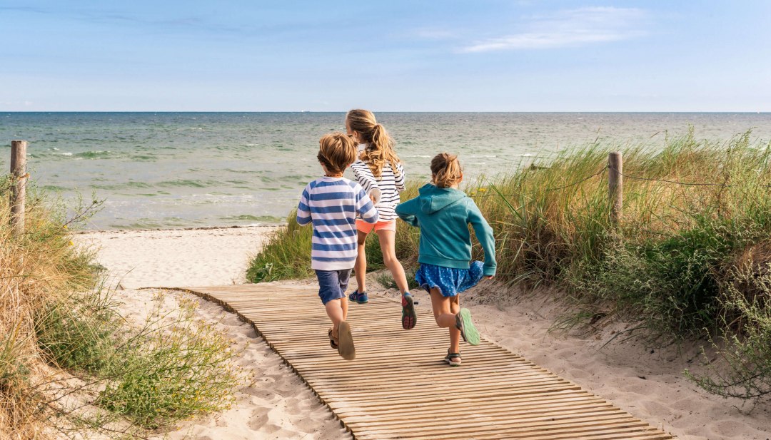 Toegang tot verharde stranden is een belangrijke factor voor de toegankelijkheid van vakantieoorden., &copy; TMV/S&uuml;&szlig;