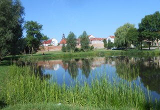 Die gr&uuml;ne Oase von Malchin (Stadtansicht vom Park aus) // &copy; Monika Kr&ouml;ger