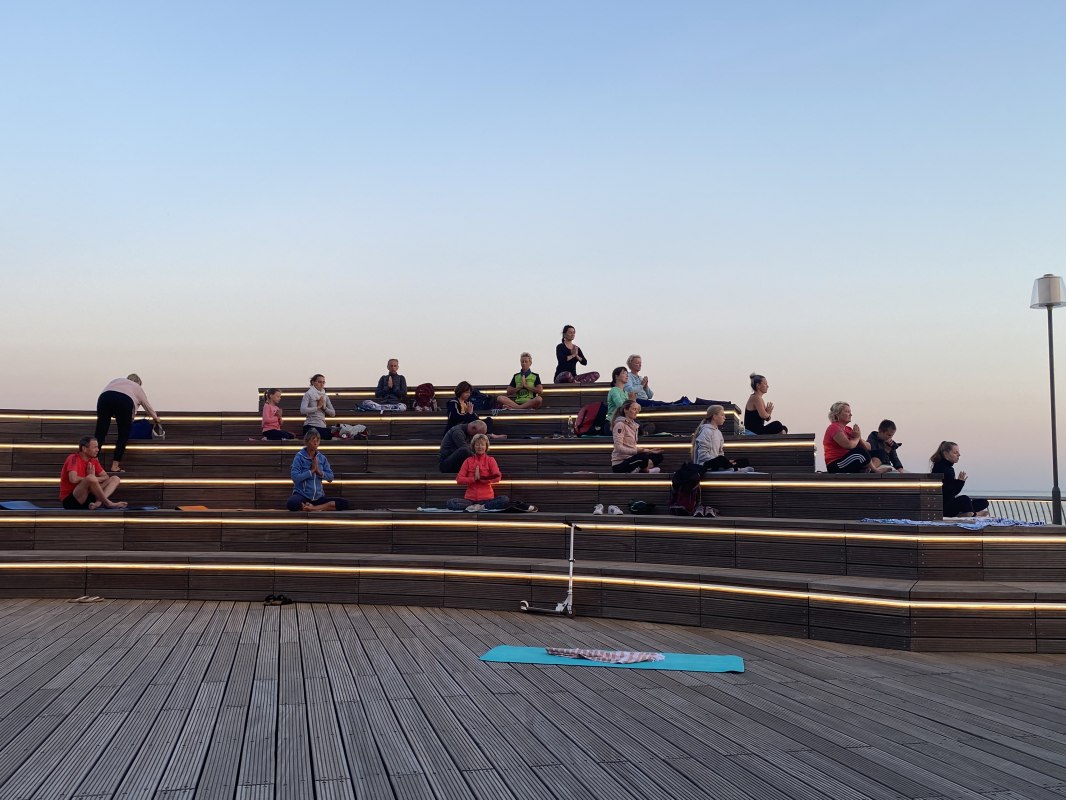 Sonnenaufgangs-Yoga, &copy; Sonnenaufgangs-Yoga