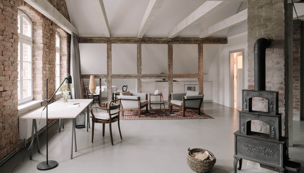 Kunstenaarsatelier ook ideaal als werkplek, &copy; Gutshaus Hessenburg / Philipp Obkircher