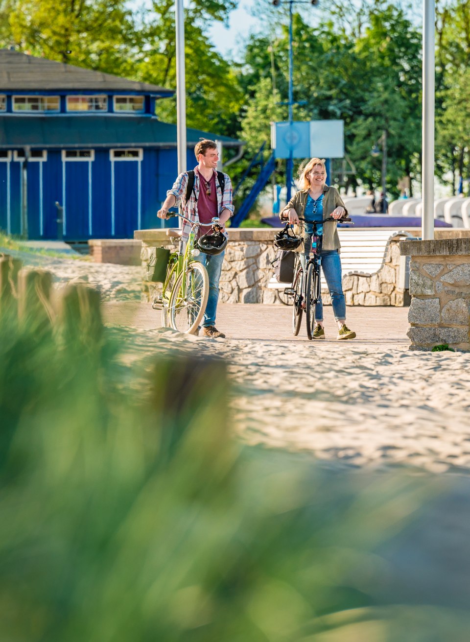 de route leidt naar het strand. // &copy; MV-T/Tiemann