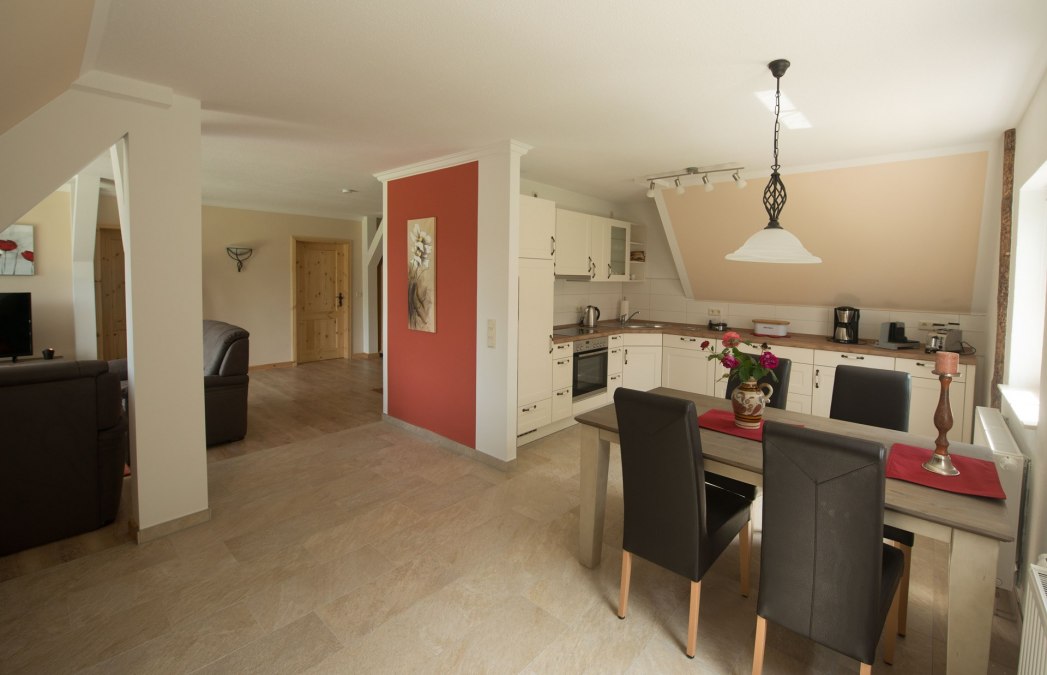 Diele mit K&uuml;che, &copy; Manfred Sohn