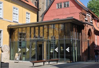 Eingang des Stralsund Museums im ehemaligen Katharinenkloster // &copy; Katrin Kraus / STRALSUND MUSEUM