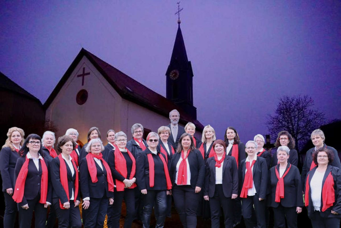 Der Samtenser Frauenchor singt sein Adventskonzert // &copy; A.Bergstedt