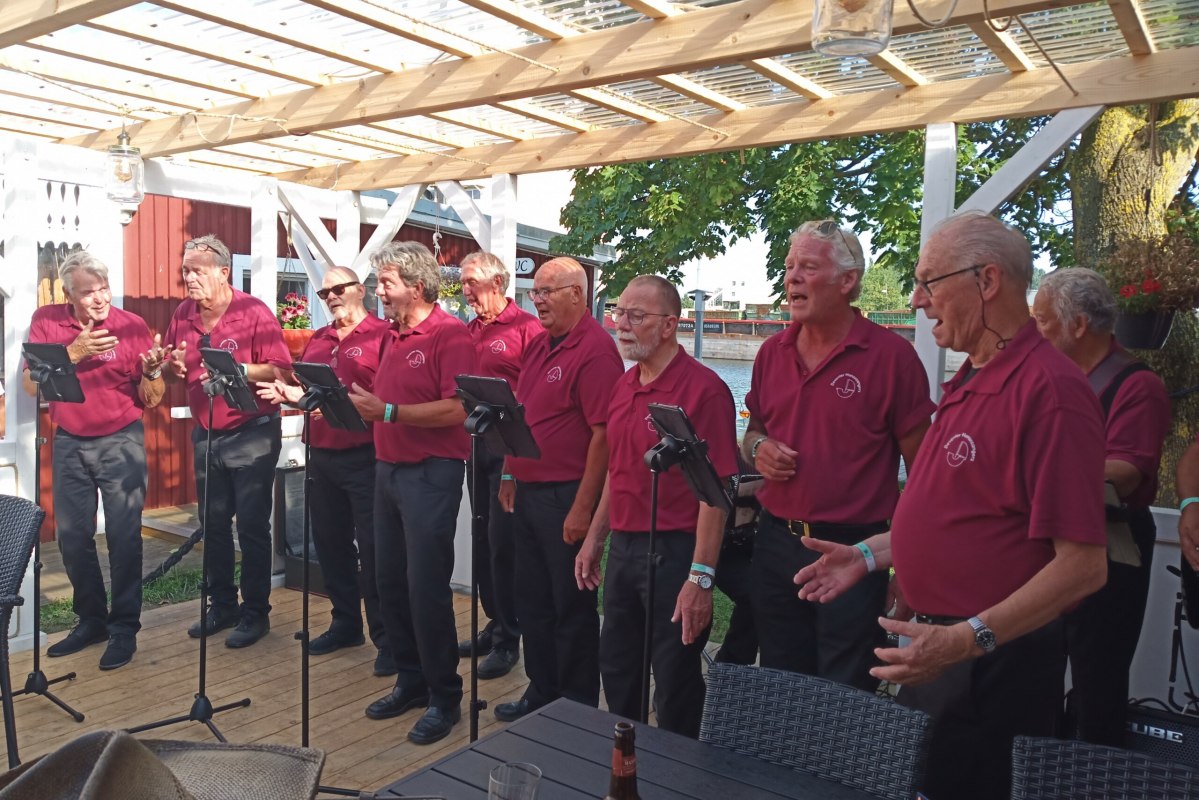 &copy; Abenteuer Flusslandschaft